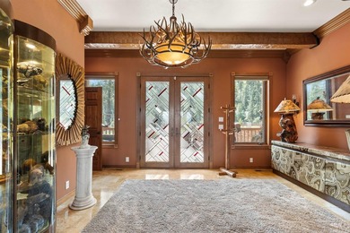 Discover this beautiful mountain retreat with amazing views of - photo 7