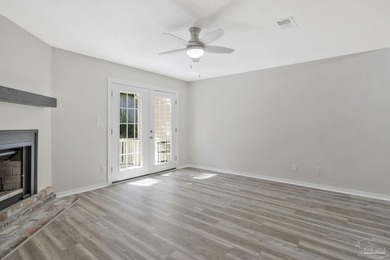 Welcome to this beautifully updated 2-bedroom end-unit townhome - photo 4