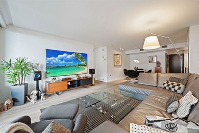 Designed by renowned architect Kenneth Treister, Yacht Harbour - photo 2