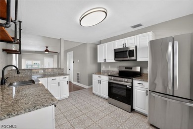 This adorable home is as lovely inside as it is from the street - photo 21