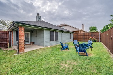 MOTIVATED SELLER! Welcome home to this beautifully maintained - photo 24