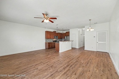 Move right into this spacious 3-bedroom, 2.5-bath end-unit - photo 10