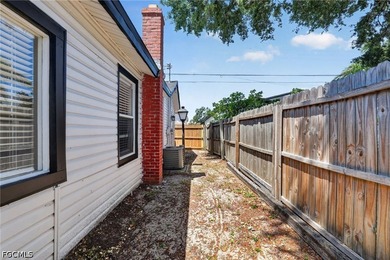 This adorable home is as lovely inside as it is from the street - photo 42