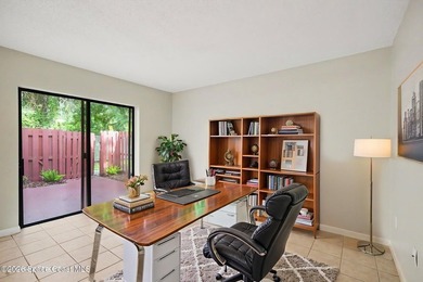 Lovely updated 2-bedroom, 2.5 bath townhouse featuring 2 - photo 6