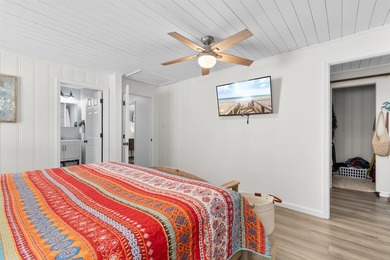 Your quintessential coastal retreat awaits. This immaculate - photo 17