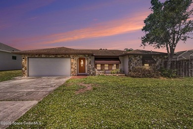 Welcome home to this beautifully maintained 3-bedroom, 2-bath - photo 2
