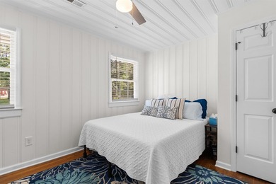 Your quintessential coastal retreat awaits. This immaculate - photo 27