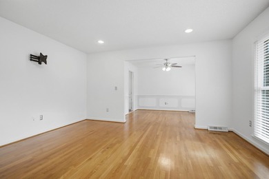 Situated on a spacious corner lot surrounded by mature trees - photo 28