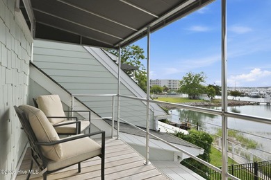 Waterfront townhome living in the heart of Beaufort! This - photo 32