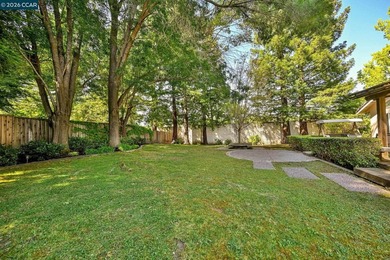 Welcome to 900 Woodland Drive in the heart of San Ramon-an - photo 35