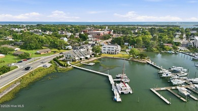 Waterfront townhome living in the heart of Beaufort! This - photo 48