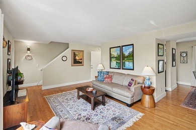 Just step out from this townhouse onto the East River Parkway - photo 8