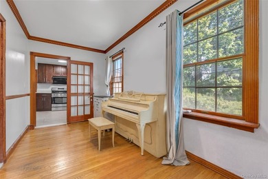 Don't miss this detached single-family residence offering five - photo 5