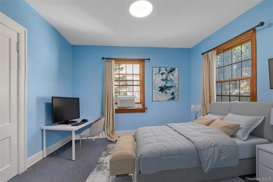 Don't miss this detached single-family residence offering five - photo 10