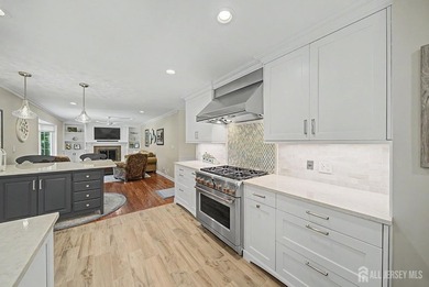 icture-perfect Colonial blending timeless design, modern updates - photo 16
