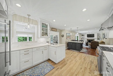 icture-perfect Colonial blending timeless design, modern updates - photo 17