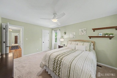 icture-perfect Colonial blending timeless design, modern updates - photo 28