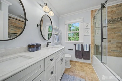 icture-perfect Colonial blending timeless design, modern updates - photo 29