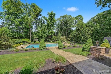 icture-perfect Colonial blending timeless design, modern updates - photo 41