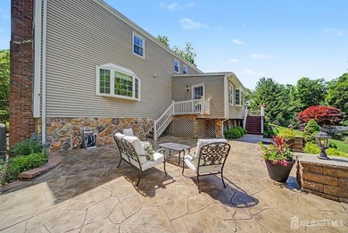 icture-perfect Colonial blending timeless design, modern updates - photo 44