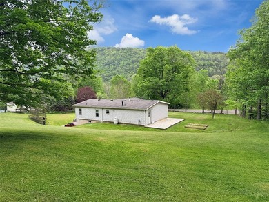 *****Welcome to this charming double-wide pre-manufactured home - photo 5