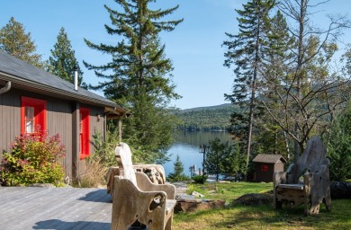 Lake Home For Sale in Lac-Tremblant-Nord, 