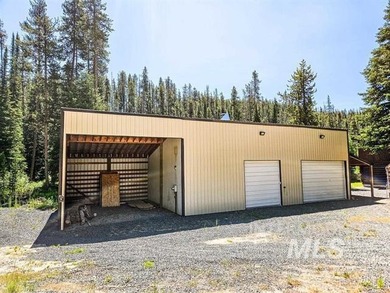 NEWLY REMODELED LOG HOME in the great community if DIXIE, IDAHO - photo 6