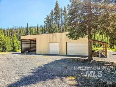 NEWLY REMODELED LOG HOME in the great community if DIXIE, IDAHO - photo 8