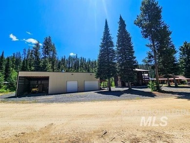 NEWLY REMODELED LOG HOME in the great community if DIXIE, IDAHO - photo 10