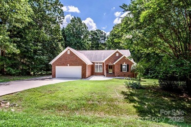 Lake Norman Home Active Under Contract in Mooresville North Carolina