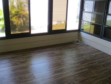 Spacious and well maintained 2 Bedroom 2 bathroom mobile home - photo 34