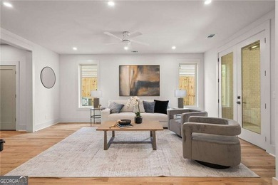 Modern architecture, designer finishes, and light-filled living - photo 6