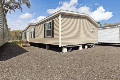 Lake Kathryn - Lake County Home For Sale in Paisley Florida