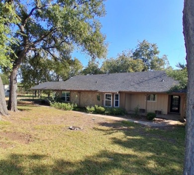 Lake Home For Sale in Valley Mills, Texas