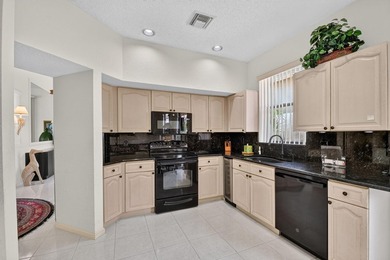 Welcome to this charming 3-bedroom, 2-bathroom single-story - photo 16