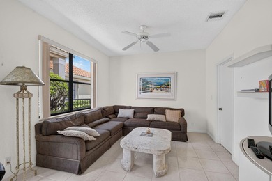 Welcome to this charming 3-bedroom, 2-bathroom single-story - photo 20