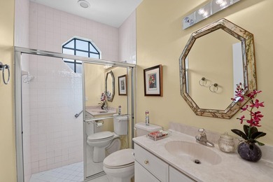 Welcome to this charming 3-bedroom, 2-bathroom single-story - photo 37