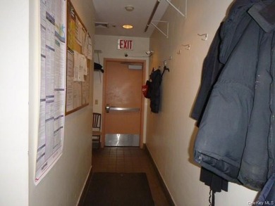 Perfect owner user industrial building currently utilized for - photo 7