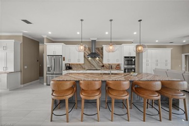 Beautifully refashioned 3-bedroom, 3-bath pool home with a den - photo 11