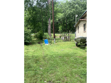 Tucked away on approximately 1 acre, this versatile manufactured - photo 13