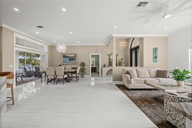 Beautifully refashioned 3-bedroom, 3-bath pool home with a den - photo 17