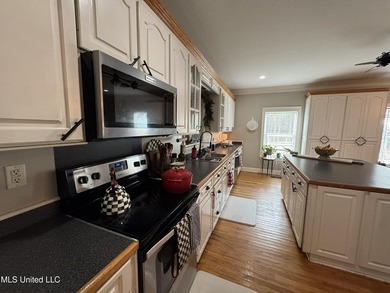 This impressive 4,850+/- square foot, two-story home offers 4 - photo 18