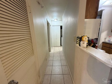 Income-producing 4-plex located in a highly desirable area off 9 - photo 8