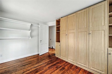 Welcome to this charming Cape Cod home in the desirable - photo 18