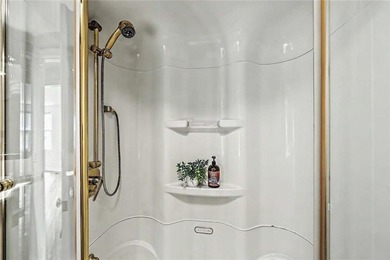 Welcome to this charming Cape Cod home in the desirable - photo 21
