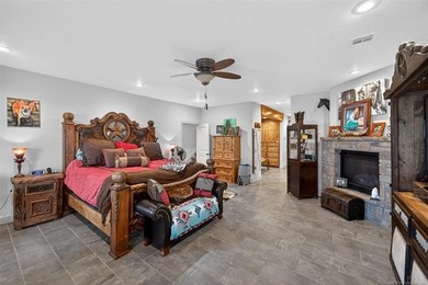 Welcome to a magnificent opportunity to own a premier executive - photo 32