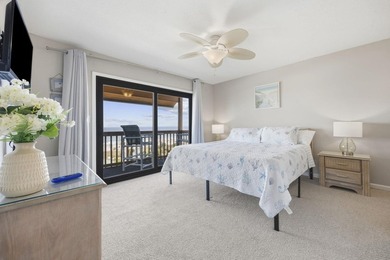 Fall asleep to the sound of the waves and wake up to nothing but - photo 34