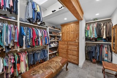Welcome to a magnificent opportunity to own a premier executive - photo 35