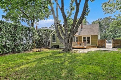 Welcome to this charming Cape Cod home in the desirable - photo 35