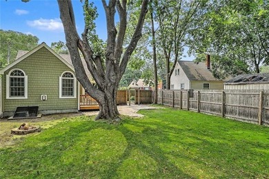 Welcome to this charming Cape Cod home in the desirable - photo 36